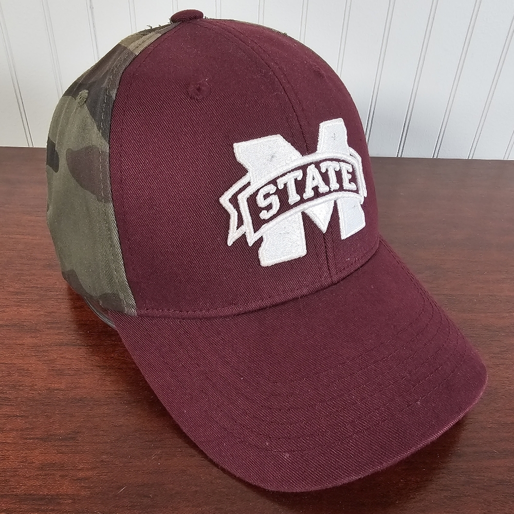 Mississippi State University Bulldogs Camo Maroon Cap Hat